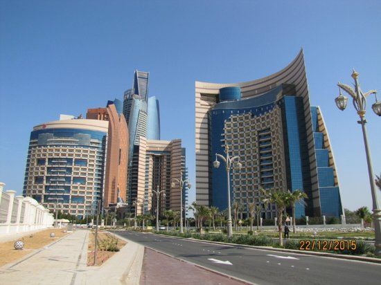 Einkaufszentrum Avenue at Etihad Towers